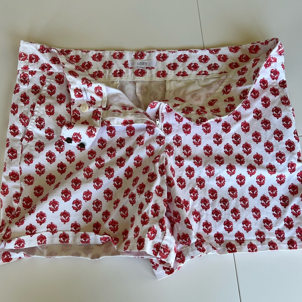 Loft Size 14 White And Red Floral Riviera Shorts